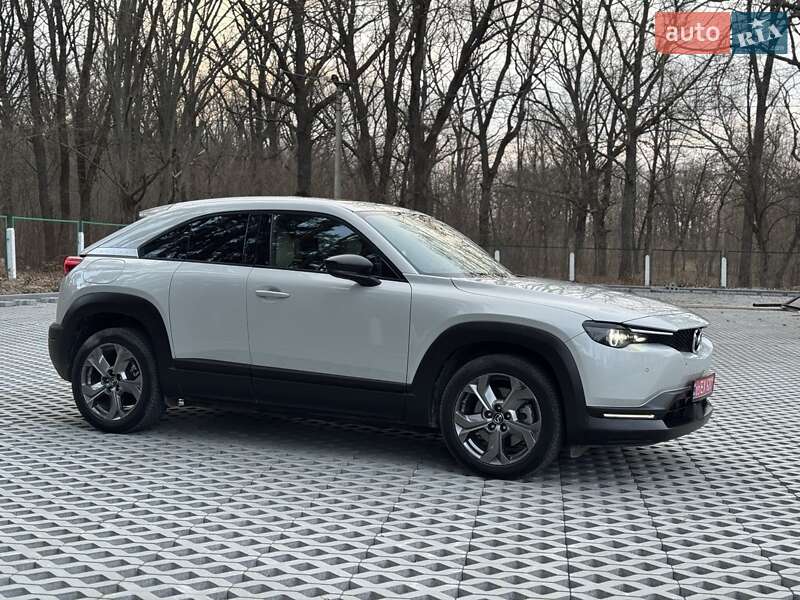 Внедорожник / Кроссовер Mazda MX-30 2021 в Виннице