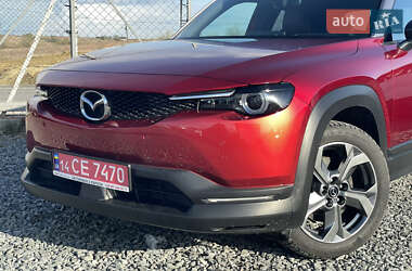 Внедорожник / Кроссовер Mazda MX-30 2022 в 