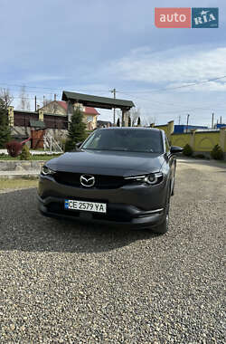 Внедорожник / Кроссовер Mazda MX-30 2020 в 