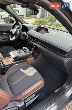 Внедорожник / Кроссовер Mazda MX-30 2020 в 