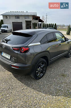 Внедорожник / Кроссовер Mazda MX-30 2020 в 