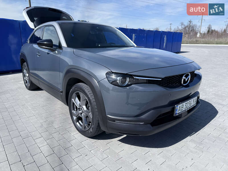 Внедорожник / Кроссовер Mazda MX-30 2020 в Виннице
