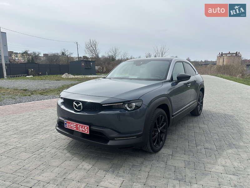 Внедорожник / Кроссовер Mazda MX-30 2020 в 