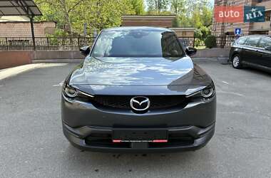 Внедорожник / Кроссовер Mazda MX-30 2020 в Киеве