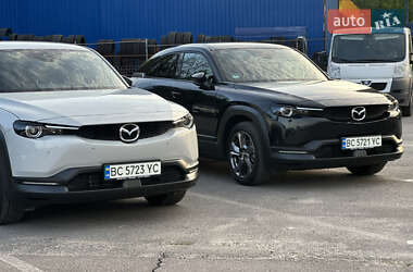 Внедорожник / Кроссовер Mazda MX-30 2021 в 