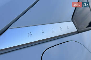 Внедорожник / Кроссовер Mazda MX-30 2021 в 