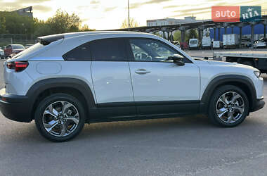 Внедорожник / Кроссовер Mazda MX-30 2021 в 