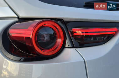Внедорожник / Кроссовер Mazda MX-30 2021 в 