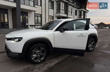 Позашляховик / Кросовер Mazda MX-30 2021 в 
