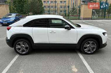 Внедорожник / Кроссовер Mazda MX-30 2020 в 
