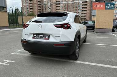 Внедорожник / Кроссовер Mazda MX-30 2020 в 