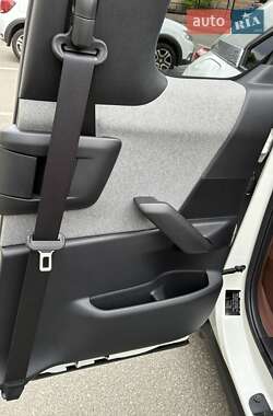 Внедорожник / Кроссовер Mazda MX-30 2020 в 