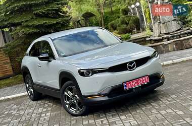Внедорожник / Кроссовер Mazda MX-30 2020 в 