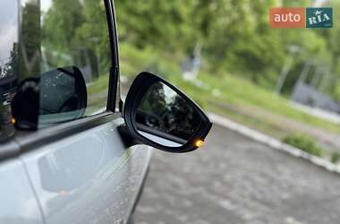 Внедорожник / Кроссовер Mazda MX-30 2020 в 