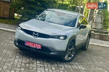 Внедорожник / Кроссовер Mazda MX-30 2020 в 