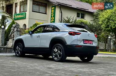 Внедорожник / Кроссовер Mazda MX-30 2020 в 