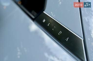 Внедорожник / Кроссовер Mazda MX-30 2020 в 
