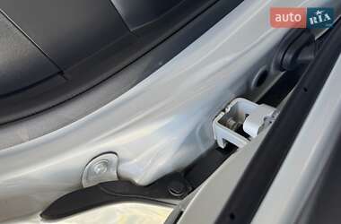 Внедорожник / Кроссовер Mazda MX-30 2020 в 
