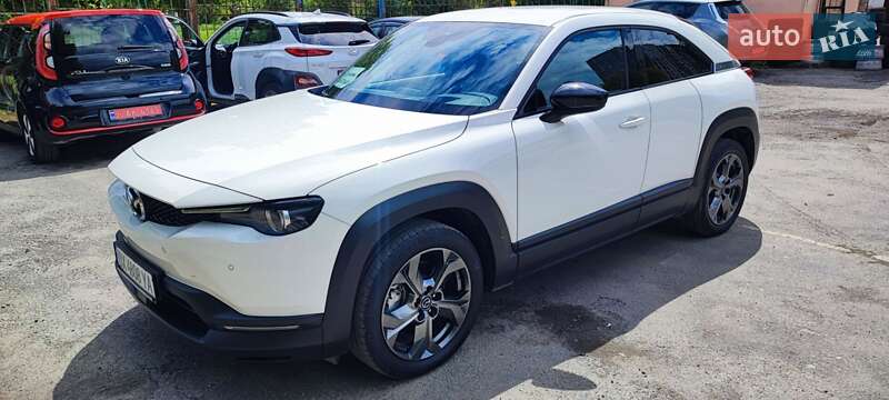 Позашляховик / Кросовер Mazda MX-30 2020 в Кам'янець-Подільському