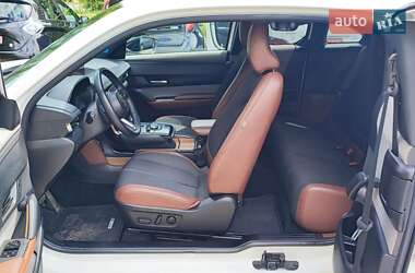 Внедорожник / Кроссовер Mazda MX-30 2020 в 