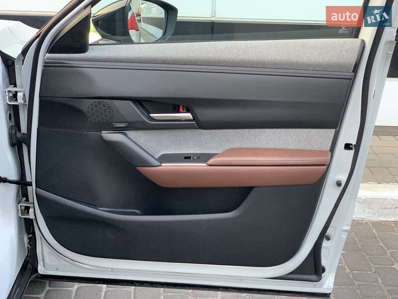 Позашляховик / Кросовер Mazda MX-30 2020 в Рівному