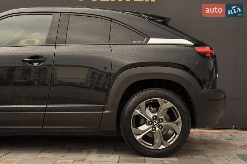 Позашляховик / Кросовер Mazda MX-30 2021 в Києві