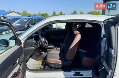 Внедорожник / Кроссовер Mazda MX-30 2021 в 