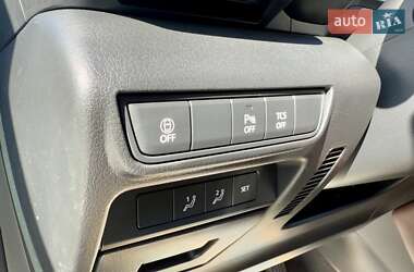 Внедорожник / Кроссовер Mazda MX-30 2021 в 