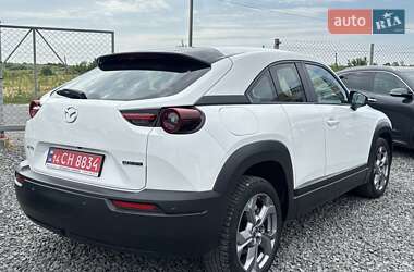 Внедорожник / Кроссовер Mazda MX-30 2022 в 