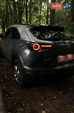 Внедорожник / Кроссовер Mazda MX-30 2022 в 