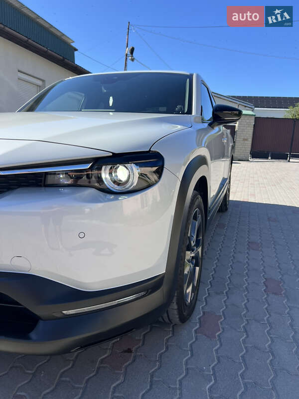 Внедорожник / Кроссовер Mazda MX-30 2021 в Золочеве