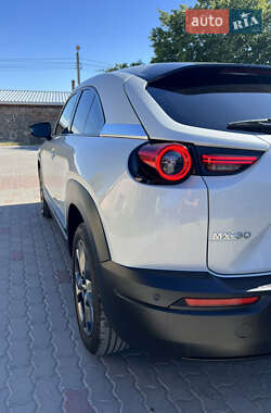 Позашляховик / Кросовер Mazda MX-30 2021 в 