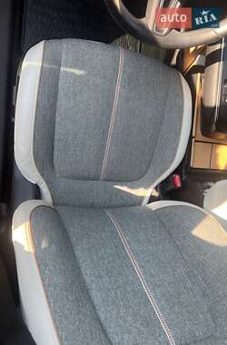 Внедорожник / Кроссовер Mazda MX-30 2020 в 
