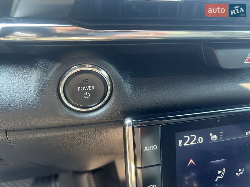 Внедорожник / Кроссовер Mazda MX-30 2020 в Киеве