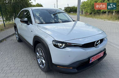 Внедорожник / Кроссовер Mazda MX-30 2023 в 