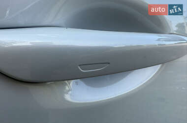 Внедорожник / Кроссовер Mazda MX-30 2023 в 