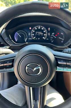 Внедорожник / Кроссовер Mazda MX-30 2020 в 
