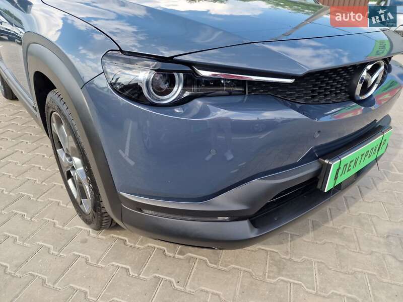 Внедорожник / Кроссовер Mazda MX-30 2020 в Виннице