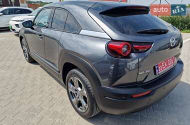 Внедорожник / Кроссовер Mazda MX-30 2021 в 