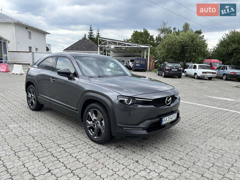 Внедорожник / Кроссовер Mazda MX-30 2020 в Черновцах