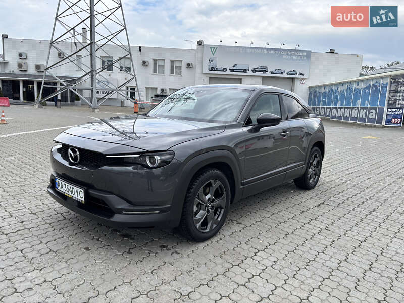 Внедорожник / Кроссовер Mazda MX-30 2020 в Черновцах