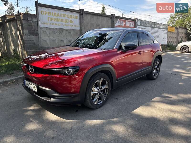 Внедорожник / Кроссовер Mazda MX-30 2021 в Киеве