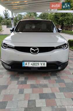 Позашляховик / Кросовер Mazda MX-30 2020 в Делятині