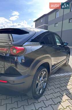 Внедорожник / Кроссовер Mazda MX-30 2022 в 