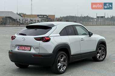Внедорожник / Кроссовер Mazda MX-30 2021 в 