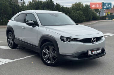 Позашляховик / Кросовер Mazda MX-30 2020 в 