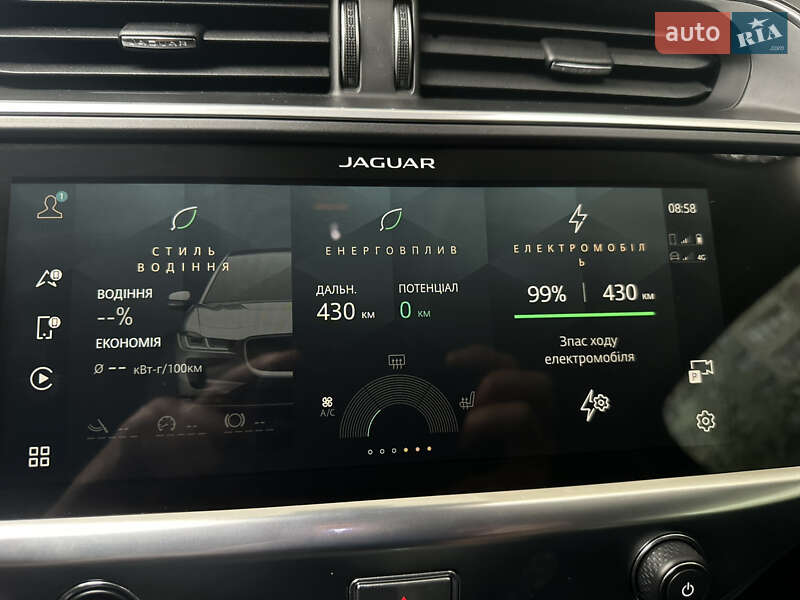 Внедорожник / Кроссовер Mazda MX-30 2021 в Ивано-Франковске