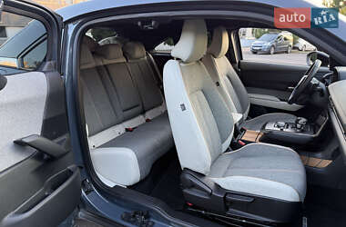 Внедорожник / Кроссовер Mazda MX-30 2022 в 