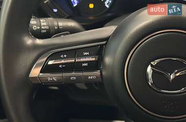 Позашляховик / Кросовер Mazda MX-30 2020 в 