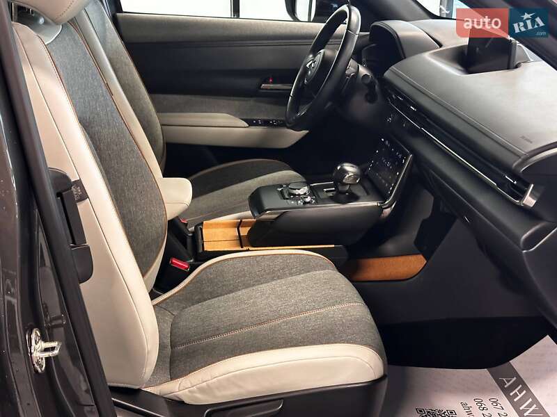 Внедорожник / Кроссовер Mazda MX-30 2020 в Львове